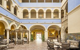 Hotel Ilunion Mérida Palace